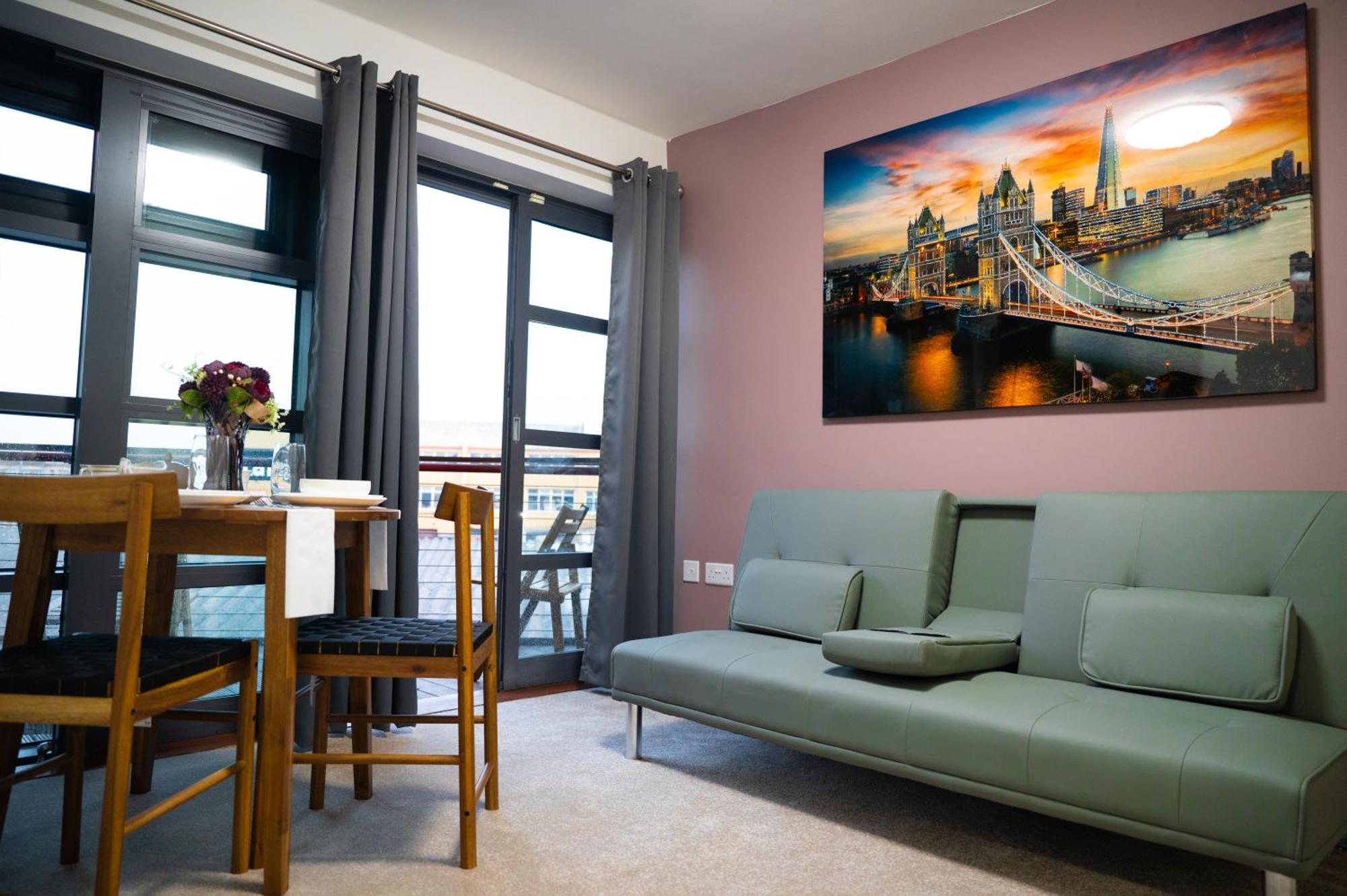 Digbeth Aparthotel 버밍엄 외부 사진